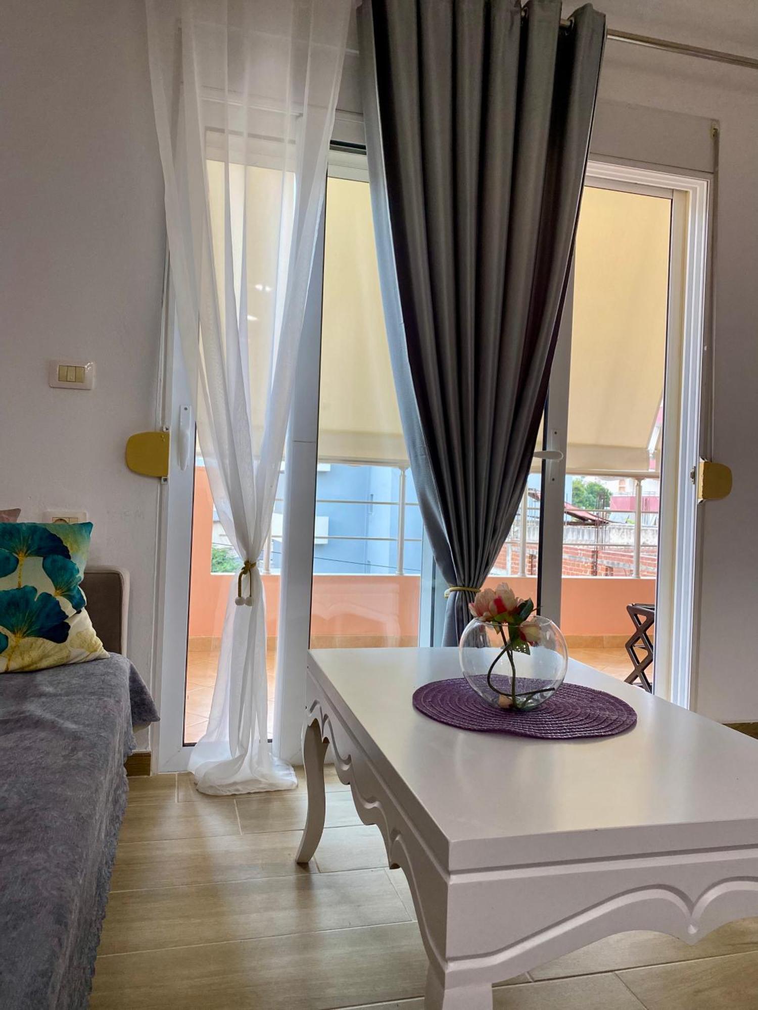 Bellas Apartment 2 Sarande Luaran gambar